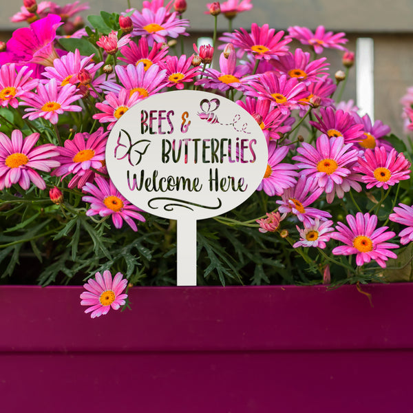 Bees & Butterflies Welcome Metal Yard Stake, Outdoor Garden Bee and Butterfly Decor, Flowerbed Yard Decor