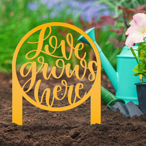 Love Grows Here Metal Yard Stake - Garden Decor- Mother's Day Gift-Flowerbed Yard Decor