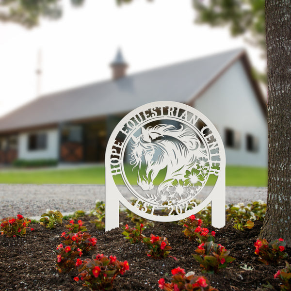 Horse Yard Stake with Flowers - Garden Metal Art Piece - Farmhouse Entryway Display - Floral Horse Farm Welcome Sign - Personalized Lawn Art