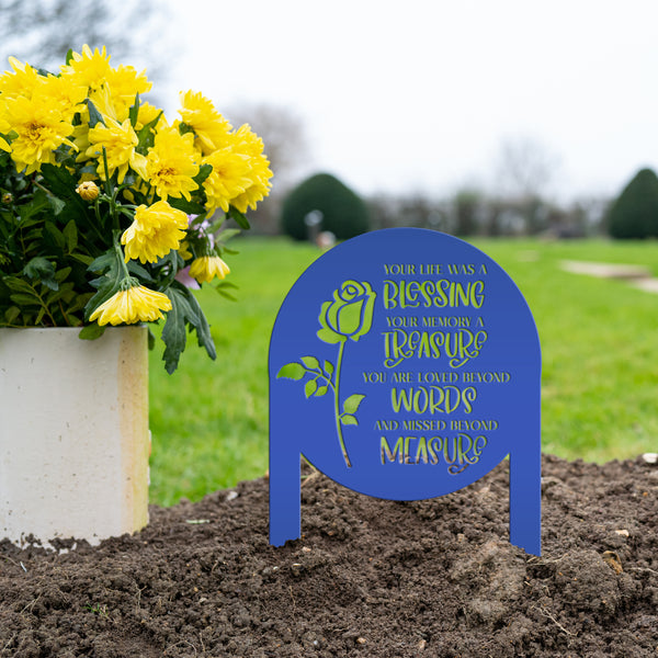 Memorial Metal Yard Stake for Memory Dedication Garden, Honor a loved one or special friend - Unique Rose Remembrance Quote Grave Decoration