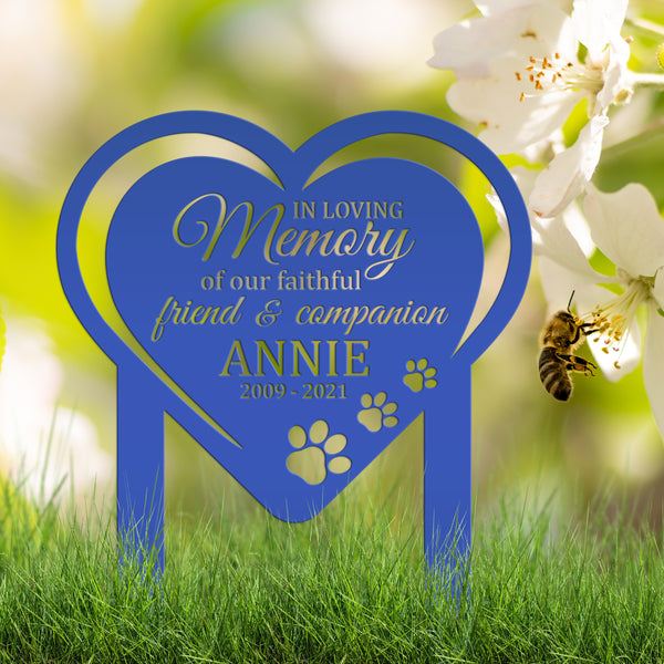 Unique Heart-Shaped Memorial Yard Stake for Beloved Dogs - In Loving Memory Remembrance Metal Sign - Custom Pet Loss Gift - Cat Grave Marker