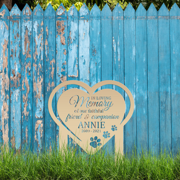 Unique Heart-Shaped Memorial Yard Stake for Beloved Dogs - In Loving Memory Remembrance Metal Sign - Custom Pet Loss Gift - Cat Grave Marker