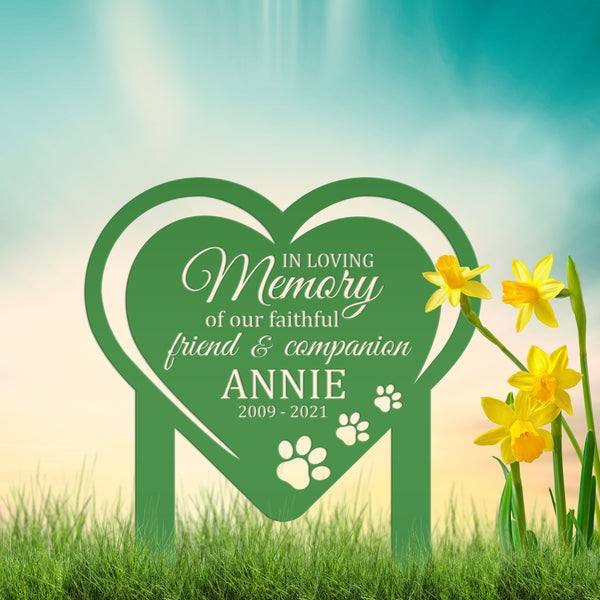 Unique Heart-Shaped Memorial Yard Stake for Beloved Dogs - In Loving Memory Remembrance Metal Sign - Custom Pet Loss Gift - Cat Grave Marker