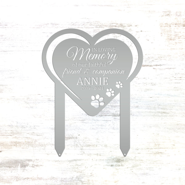 Unique Heart-Shaped Memorial Yard Stake for Beloved Dogs - In Loving Memory Remembrance Metal Sign - Custom Pet Loss Gift - Cat Grave Marker