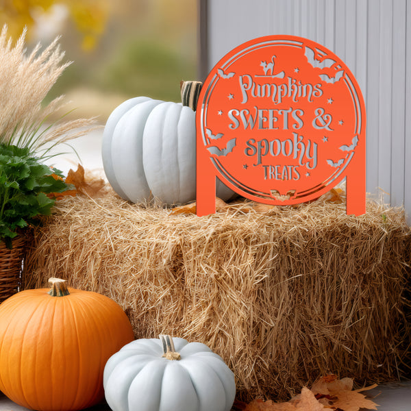 Halloween Outdoor Metal Stake Decoration - Charming Autumn Yard Art - Fall Garden Stakes - Novelty Holiday Display - Spooky Seasonal Decor